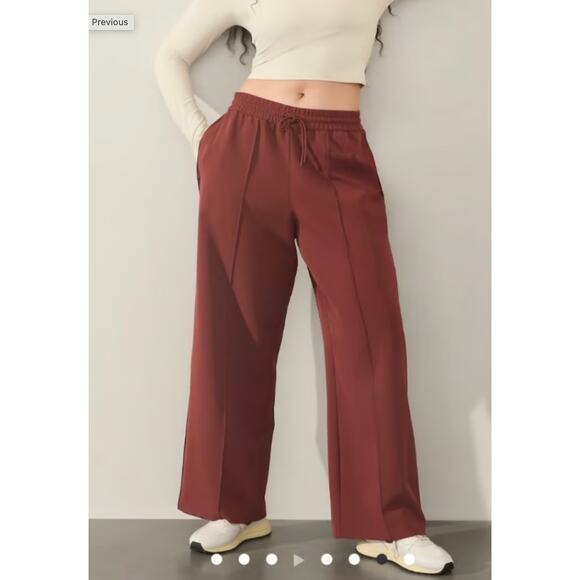 Athleta Women's Maroon Endeavor High Rise Wide Leg Relaxed Pull-On Pant, M, EUC - Picture 1 of 7